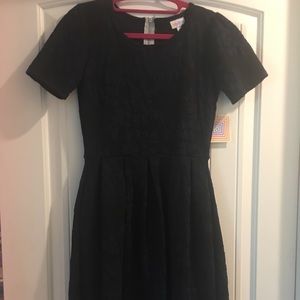 *** New With Tags ** Lularoe Amelia Size SMALL